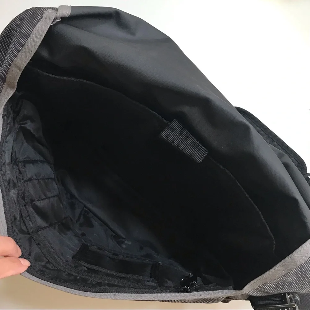 District Threads Montezuma Messenger Backpack Bag